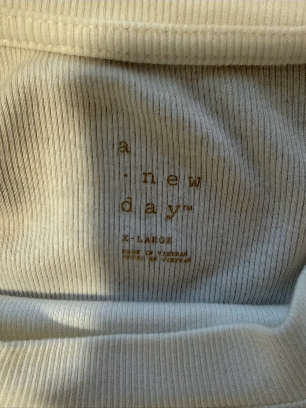 3 Casual Short-Sleeve Tees - White- XL - Teal- L, Olive- L - Picture 4 of 5